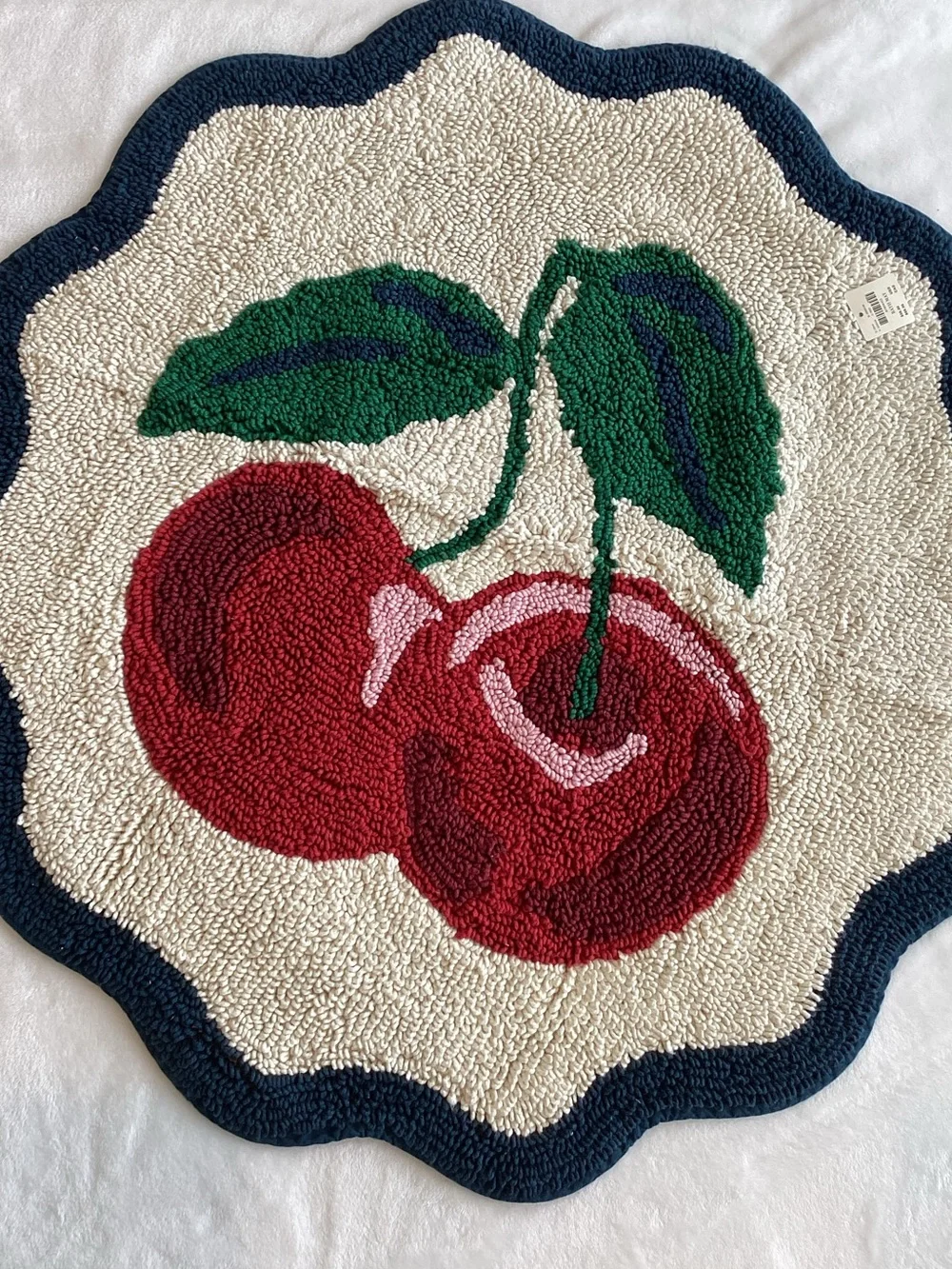Anthropologie Tufted Cotton Bath Mat Scalloped Edge New Cherry Red Fruit Rug